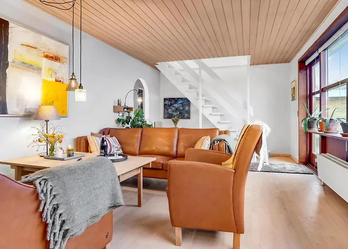 Сasa de vacaciones 4 Bedroom In *